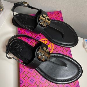 Tory Burch Bryce Flat Sandal Black Size 7 NWT